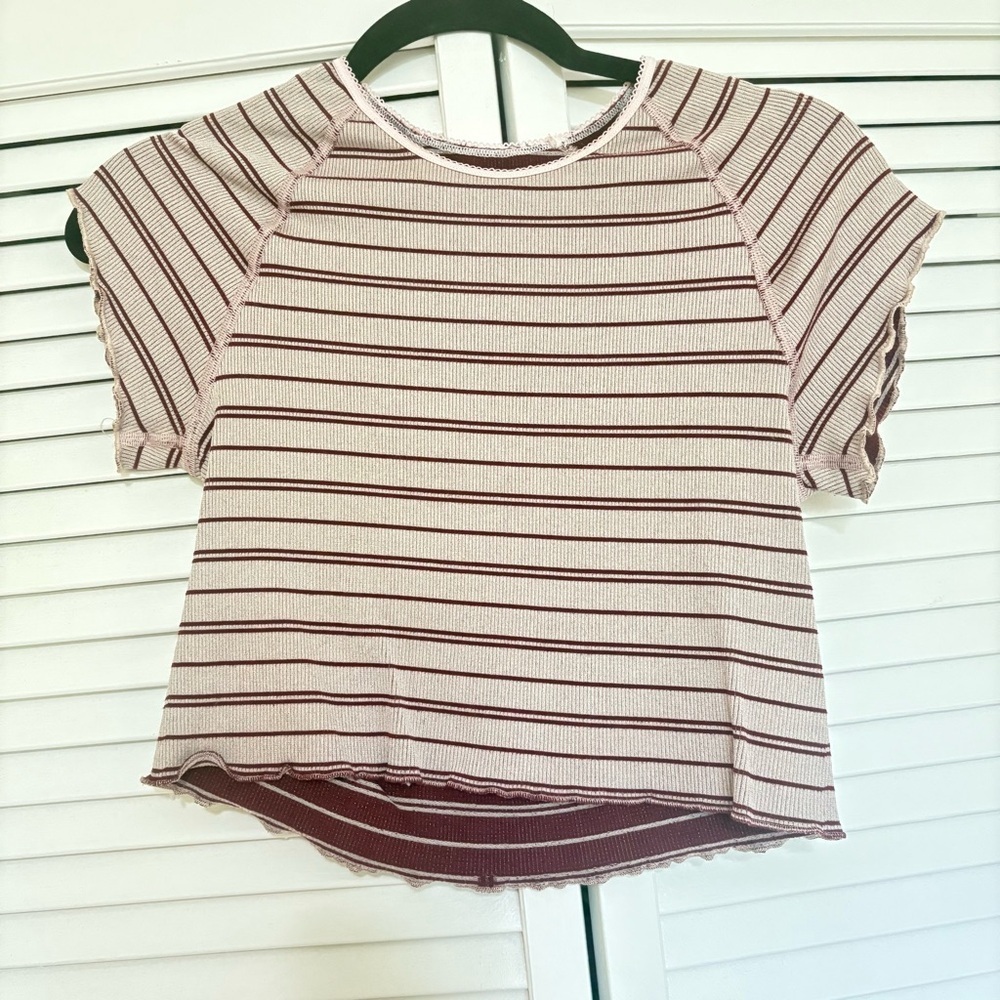 Striped Crop Top Short Sleeve Top
